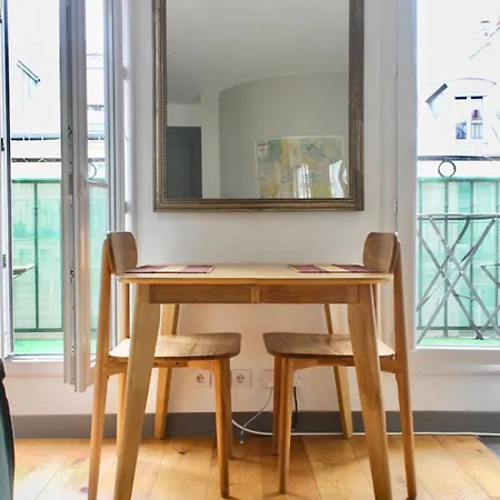 Apt With Balcony Near Pere Lachaise 公寓 *